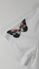 Load and play video in Gallery viewer, MAGARI BUTTERFLY SKULL TEE WHITE/RED
