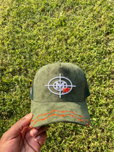 Load image into Gallery viewer, MAGARI SHOOT FOR THE STARS SUEDE TRUCKER APRICOT/GREEN
