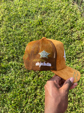 Load image into Gallery viewer, MAGARI SHOOT FOR THE STARS SUEDE TRUCKER APRICOT/GREEN
